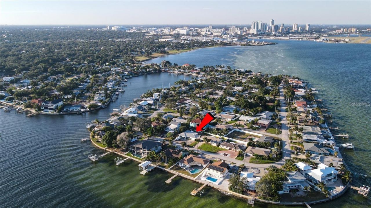 2671 W Bay Isle Drive Se, Saint Petersburg, FL 33705 Photo