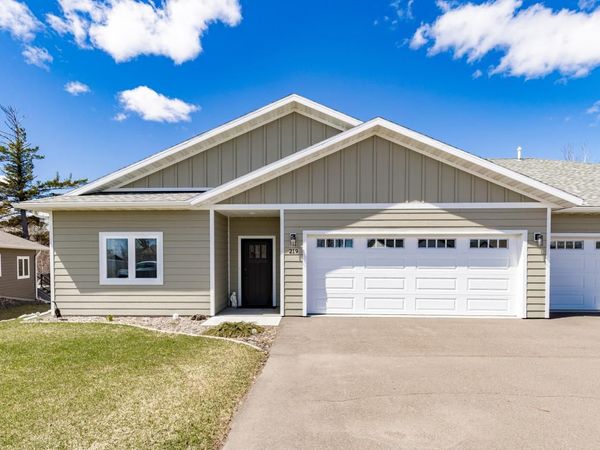 219 Coffee Creek Boulevard, Duluth, MN 55811