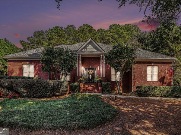 615 Wellington Drive, Winder, GA 30680