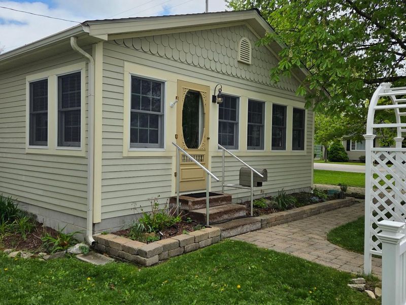 453 Lynn Avenue, Lakeside, OH 43440 Photo 2