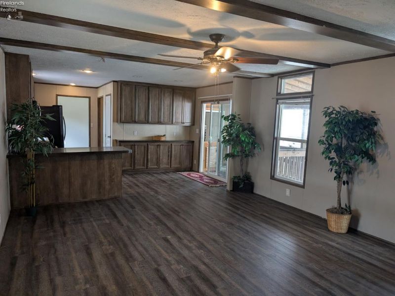 220 Maple Lane, Unit 82, Green Springs, OH 44836 Photo 3