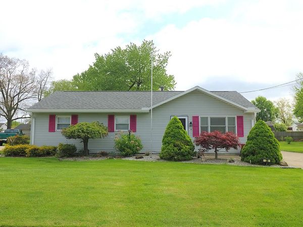 28 Valley Park Dr, Norwalk, OH 44857