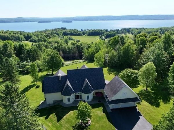 4647 Lake Road, Newport Town, VT 05857
