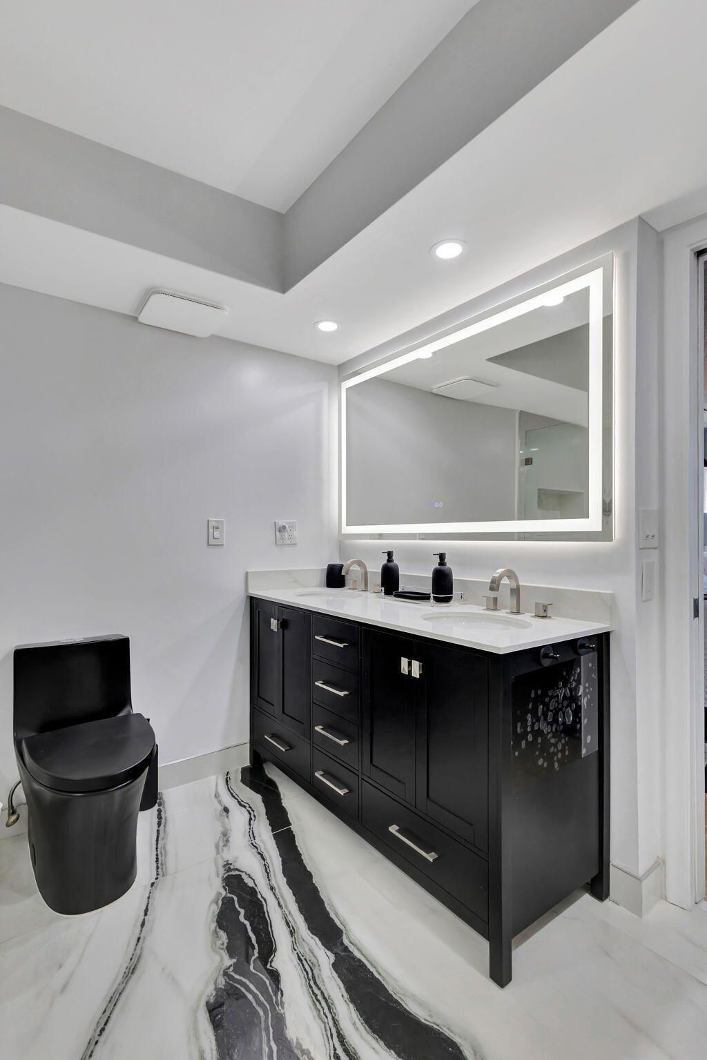 5550 N Ocean Drive, Unit 21c, Singer Island, FL 33404 Photo