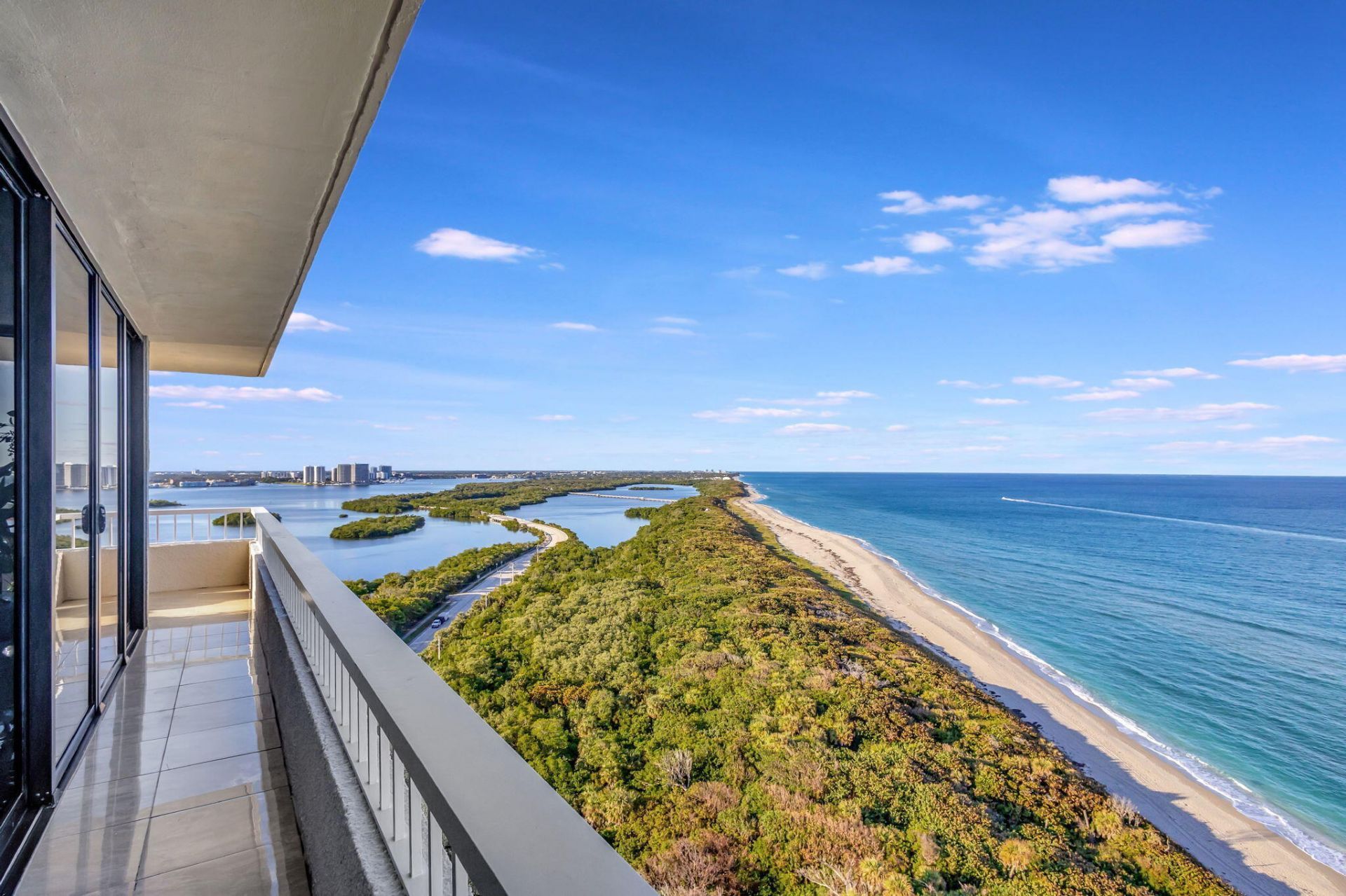 5550 N Ocean Drive, Unit 21c, Singer Island, FL 33404 Photo