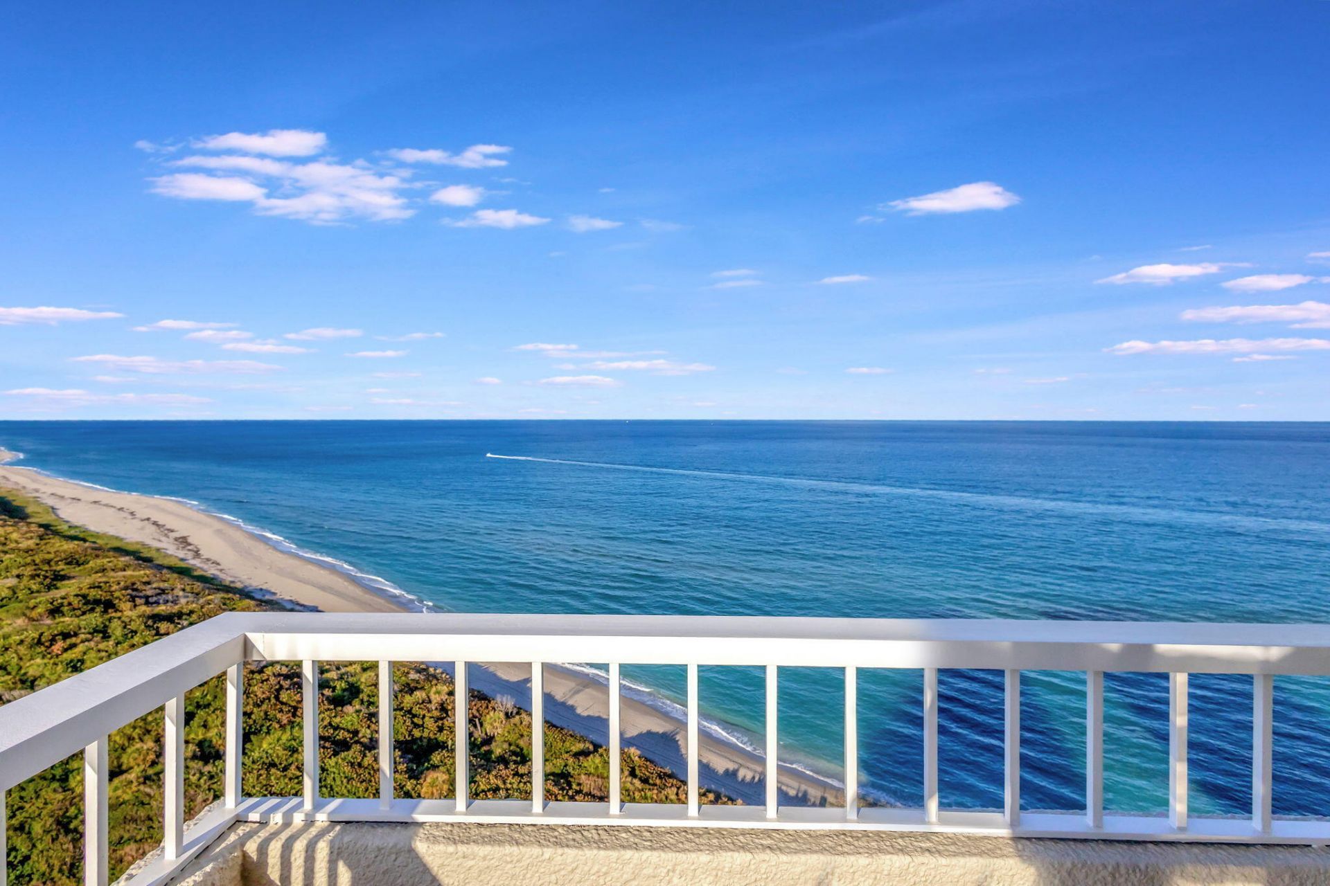 5550 N Ocean Drive, Unit 21c, Singer Island, FL 33404 Photo