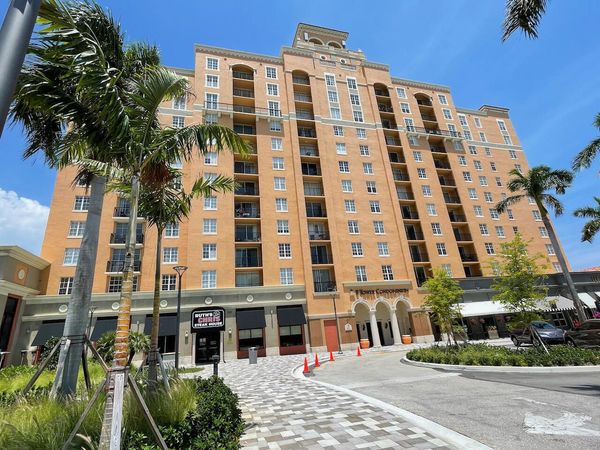 651 Okeechobee Boulevard, Unit 501, West Palm Beach, FL 33401