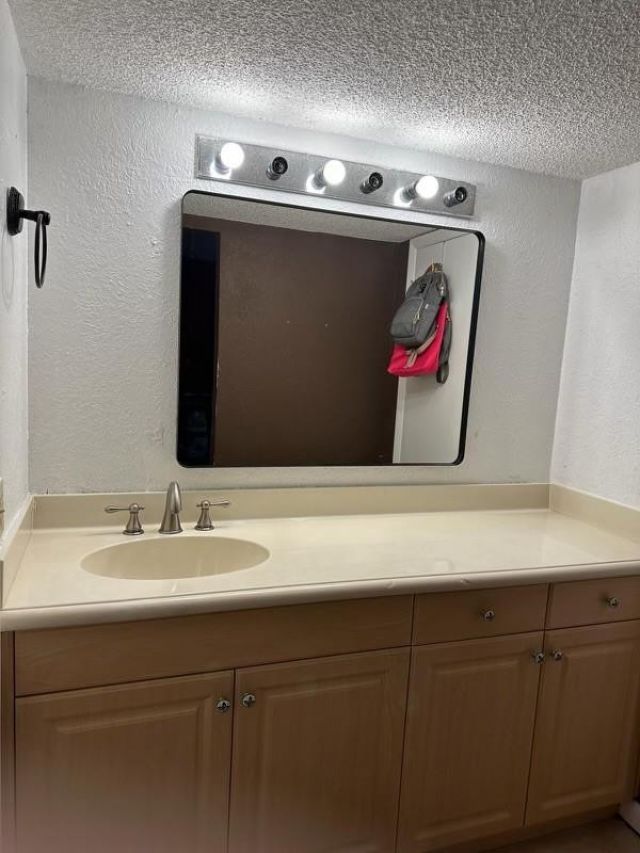 455 NW 68th Avenue, Unit 702, Plantation, FL 33317 Photo