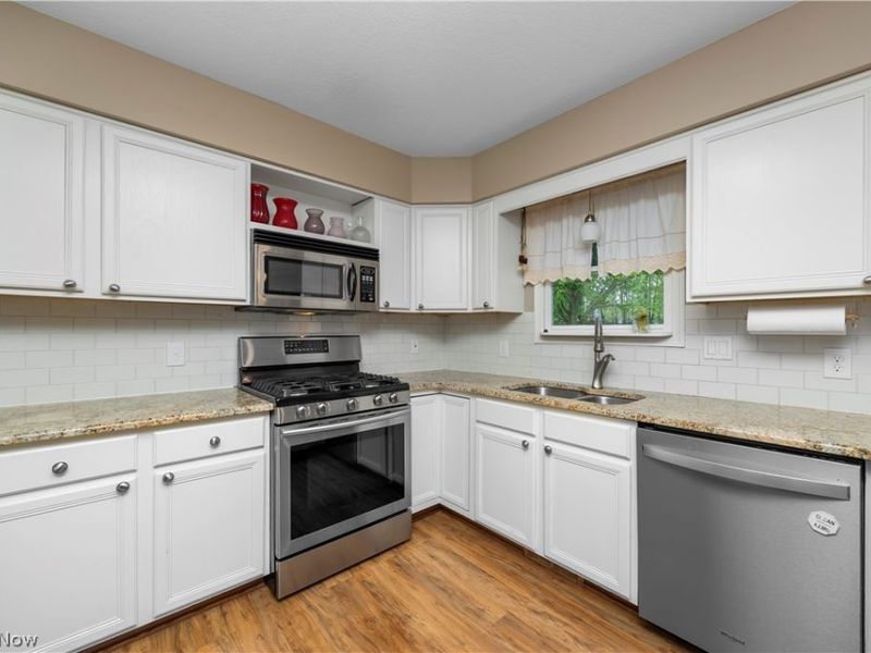 675 Juniper Lane , Brunswick, OH 44212 Photo 7