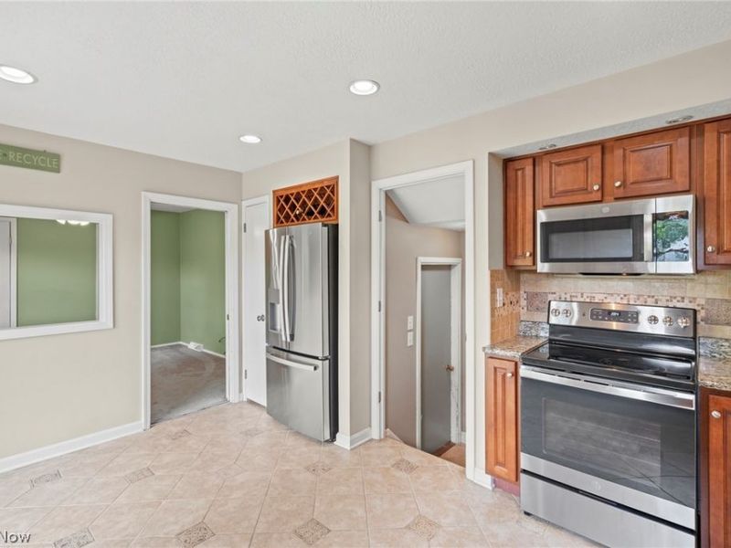 13257 Whitney Road, Strongsville, OH 44136 Photo 11