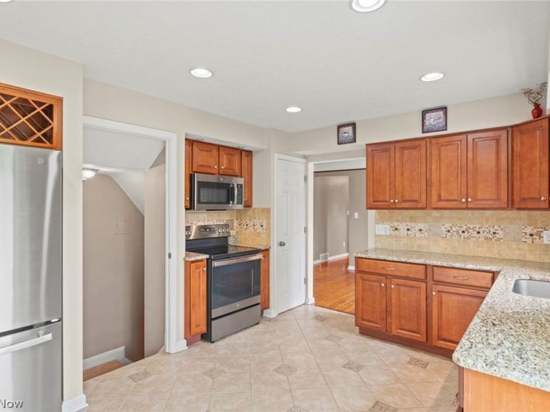 13257 Whitney Road, Strongsville, OH 44136 Photo 9