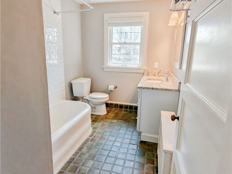 18421 Lynton Road , Shaker Heights, OH 44122 Photo 29