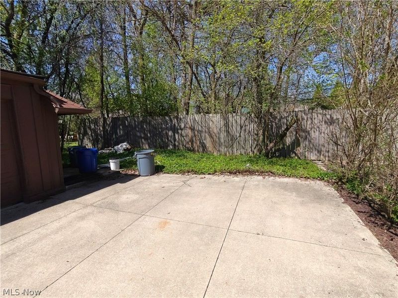 18421 Lynton Road , Shaker Heights, OH 44122 Photo 9