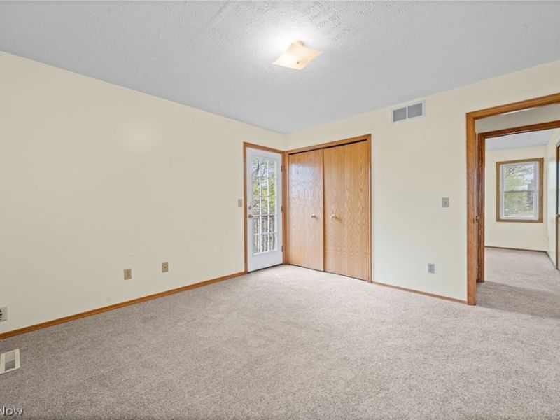 4910 & 4912 Yorkshire Avenue, Parma, OH 44134 Photo 21