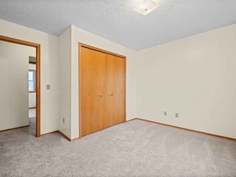 4910 & 4912 Yorkshire Avenue, Parma, OH 44134 Photo 25