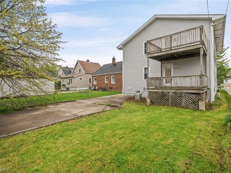 4910 & 4912 Yorkshire Avenue, Parma, OH 44134 Photo 35