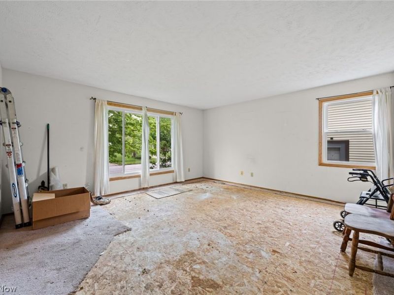 4910 & 4912 Yorkshire Avenue, Parma, OH 44134 Photo 9