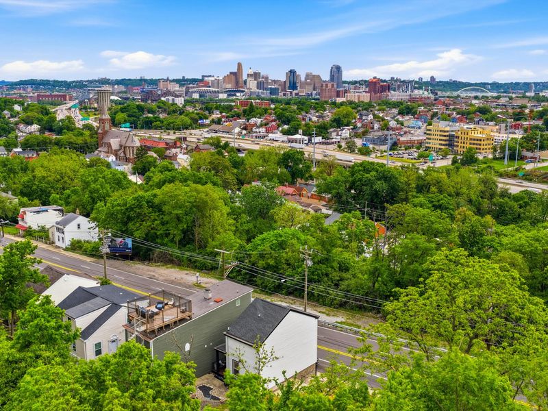 1255 W Pike Street, Covington, KY 41011 Photo 2