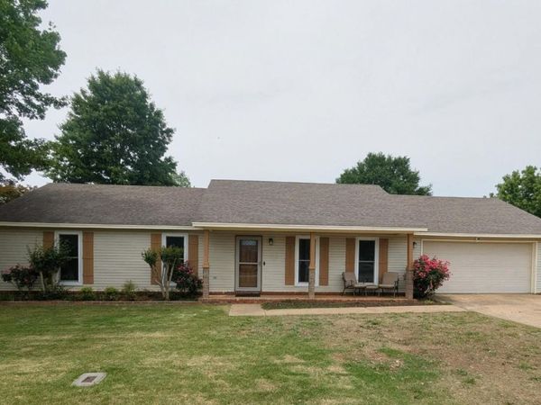 327 Sagewood Drive, Jonesboro, AR 72405