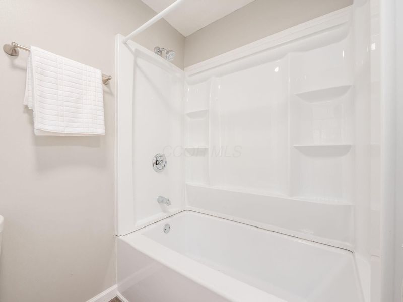 2471 Sunbury Road, Columbus, OH 43219 Photo 28
