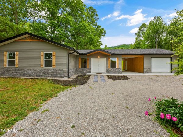 240 Fox Jones Rd, Lancing, TN 37770