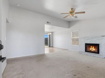 1707 Chateau Dr, Olivehurst, CA 95961 Photo