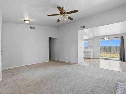 1707 Chateau Dr, Olivehurst, CA 95961 Photo