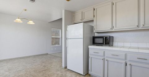1707 Chateau Dr, Olivehurst, CA 95961 Photo