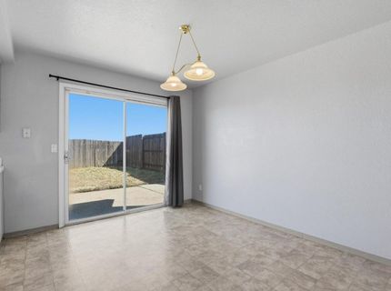1707 Chateau Dr, Olivehurst, CA 95961 Photo