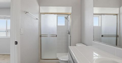 1707 Chateau Dr, Olivehurst, CA 95961 Photo