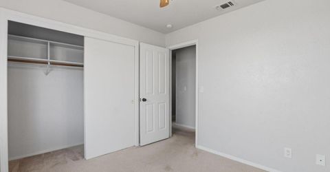 1707 Chateau Dr, Olivehurst, CA 95961 Photo