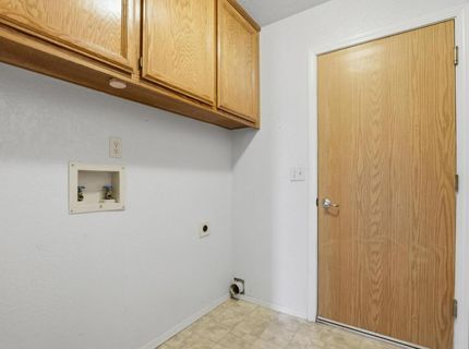 1707 Chateau Dr, Olivehurst, CA 95961 Photo