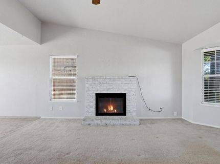 1707 Chateau Dr, Olivehurst, CA 95961 Photo