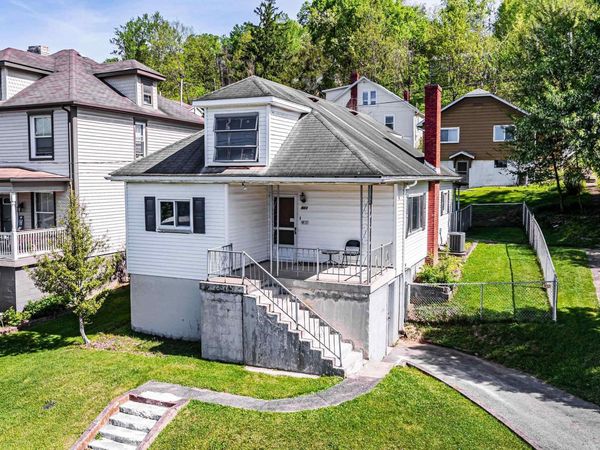 913 Fleming Avenue, Fairmont, WV 26554