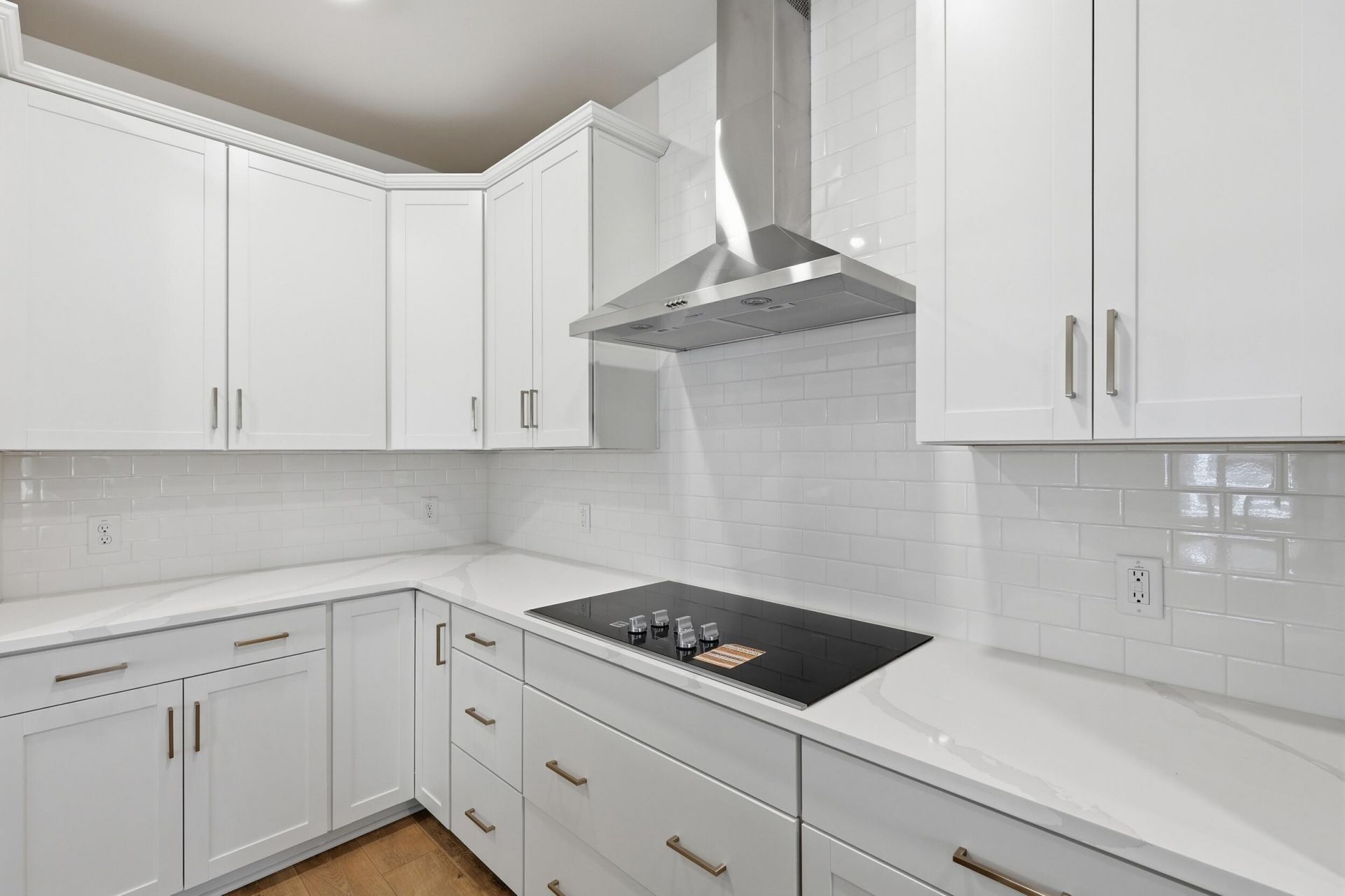 214 Twinleaf Court Photo 10
