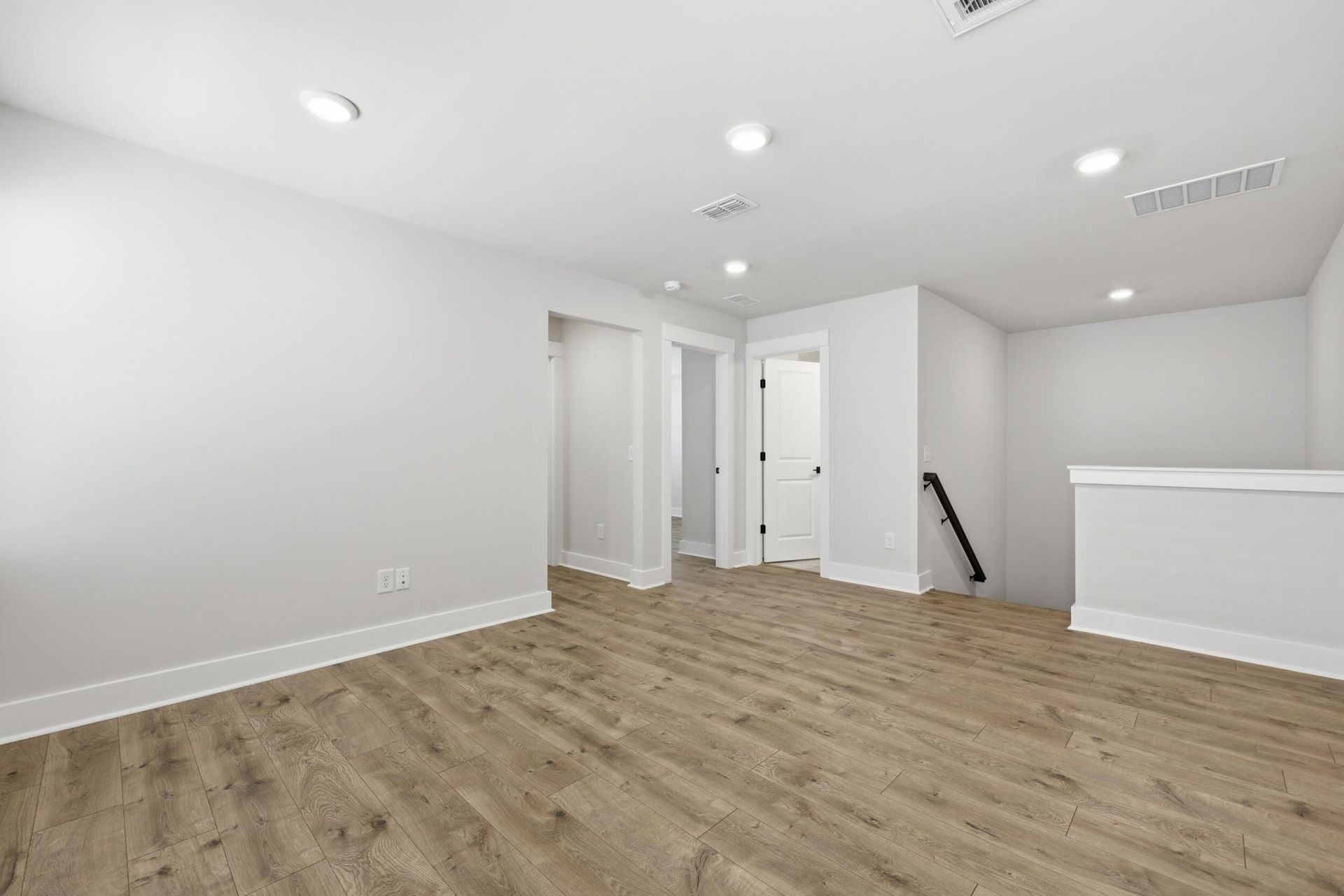 214 Twinleaf Court Photo 17