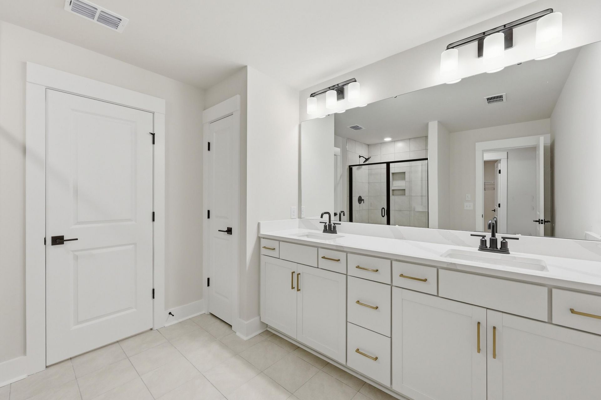 214 Twinleaf Court Photo 28