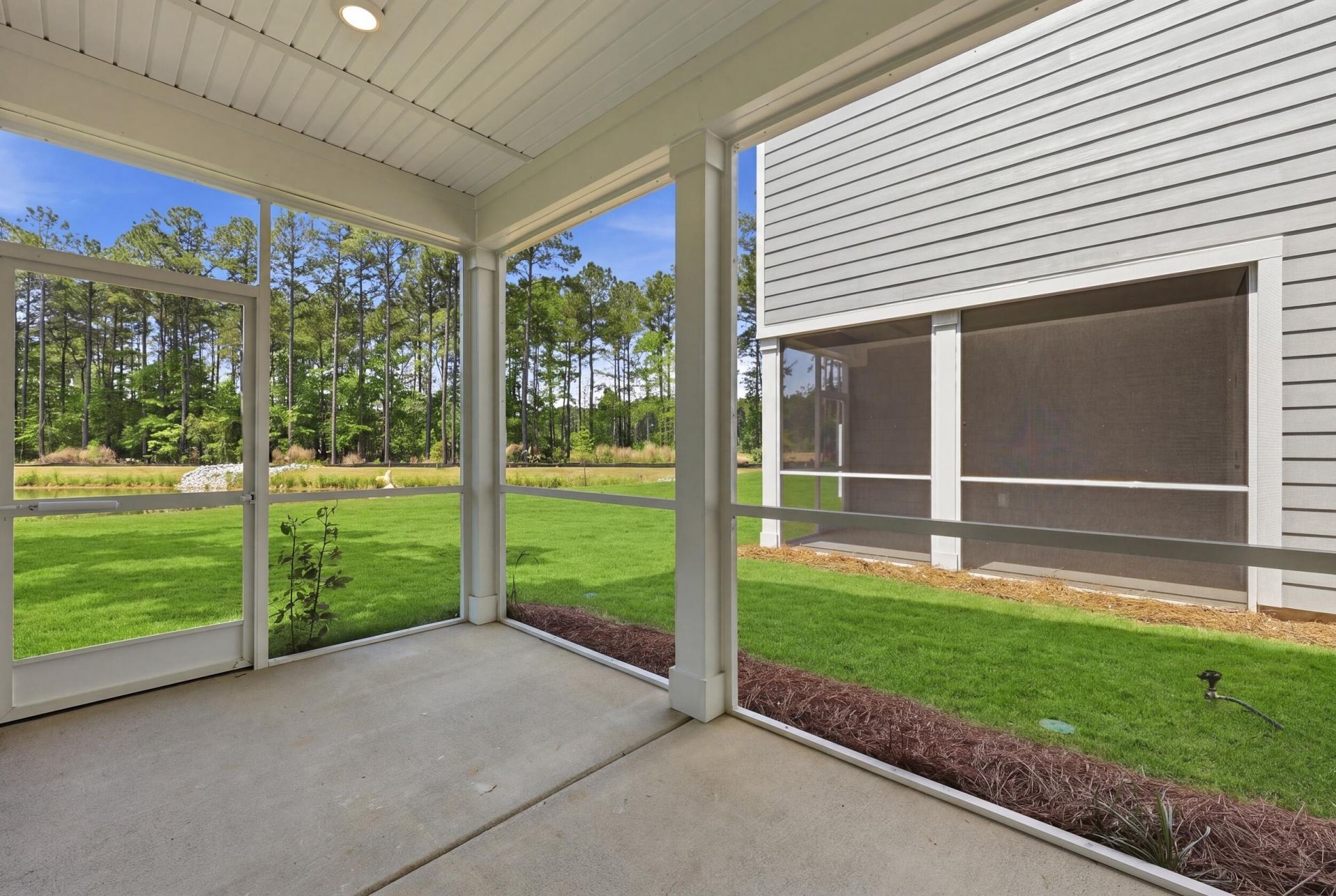 214 Twinleaf Court Photo 31