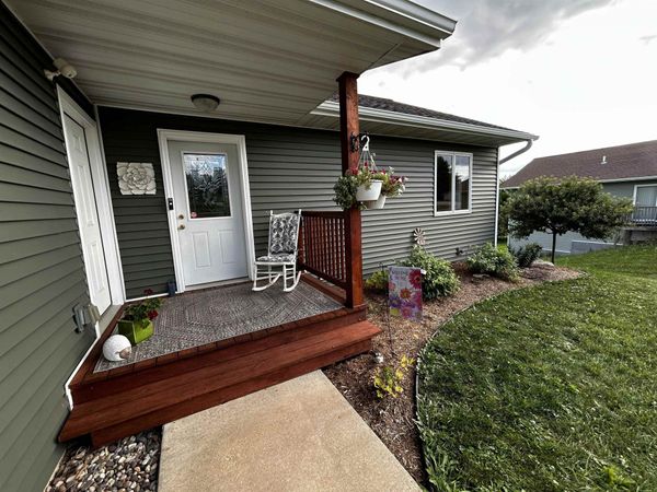 503 N Bennett Road, Dodgeville, WI 53533