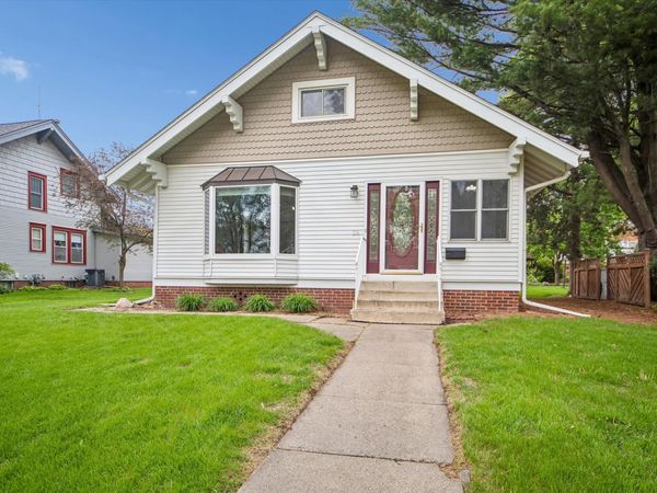 216 SW Logan Street, Ankeny, IA 50023