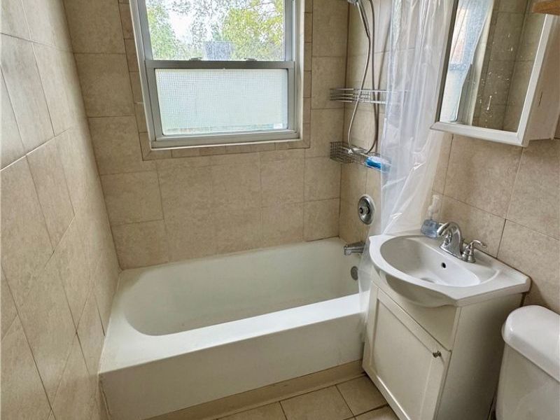 871 N Firestone Boulevard , Akron, OH 44306 Photo 18