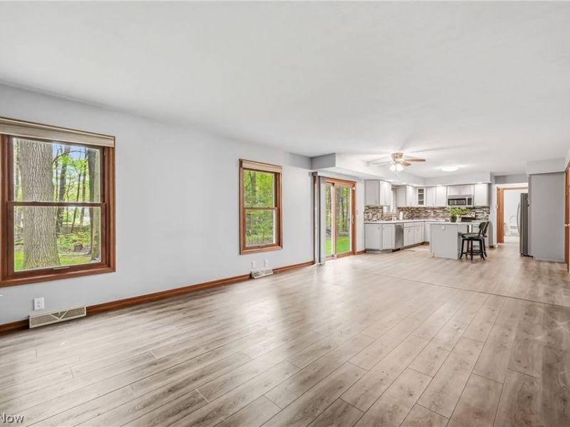 1178 Logan Woods Drive, Hubbard, OH 44425 Photo 10