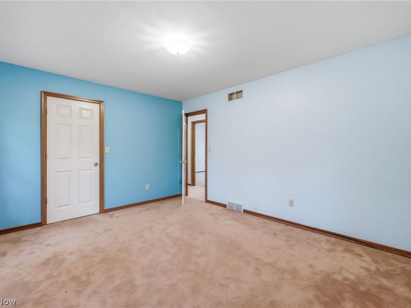 1178 Logan Woods Drive, Hubbard, OH 44425 Photo 27