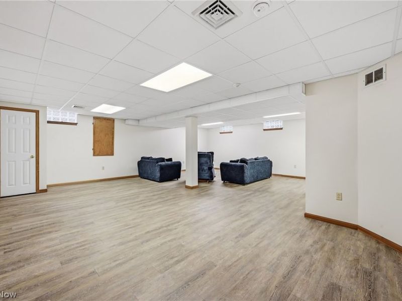 1178 Logan Woods Drive, Hubbard, OH 44425 Photo 31
