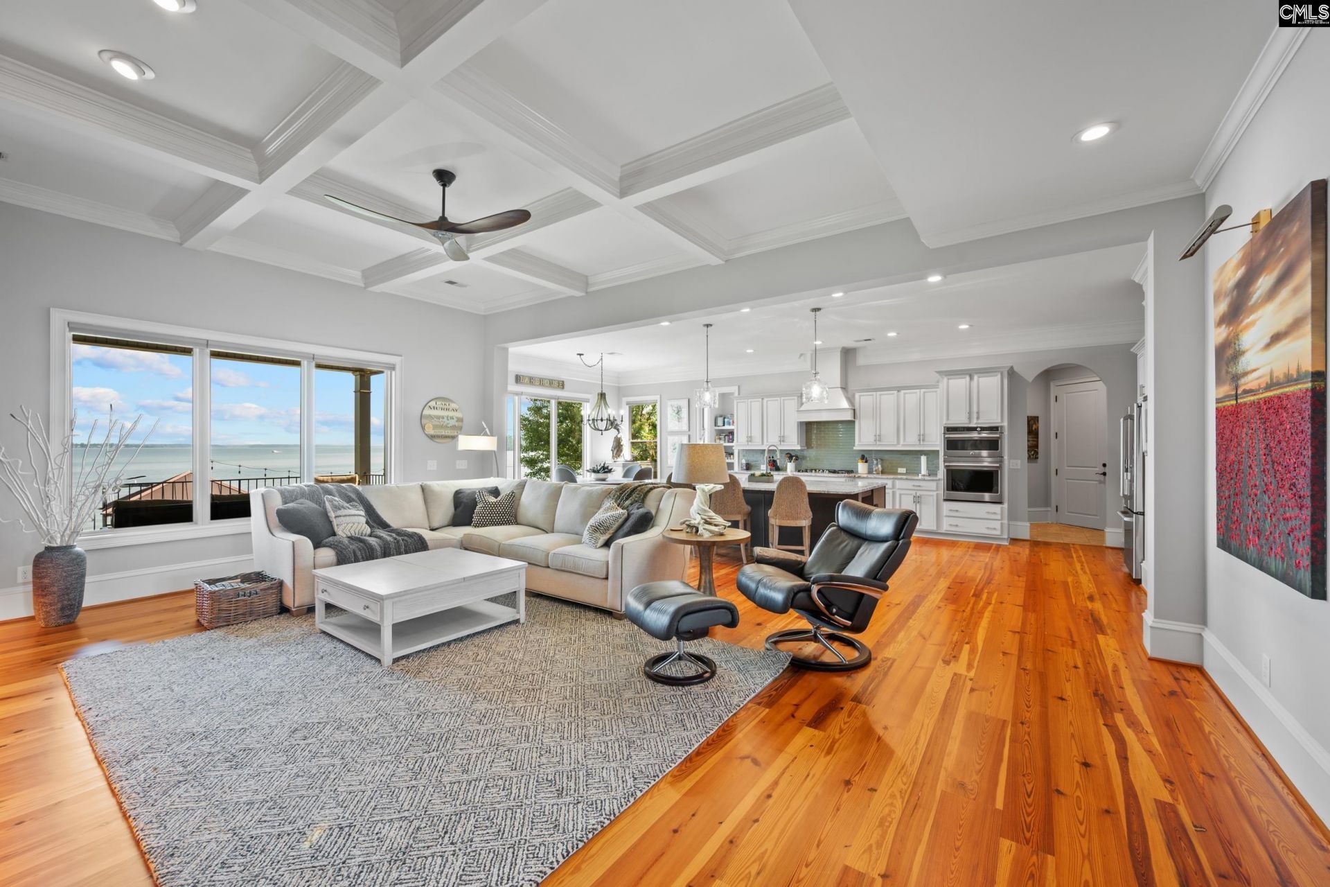 252 Waters Edge Drive  Photo 13