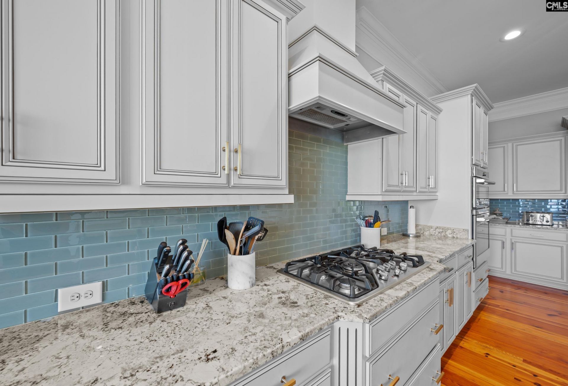 252 Waters Edge Drive  Photo 20