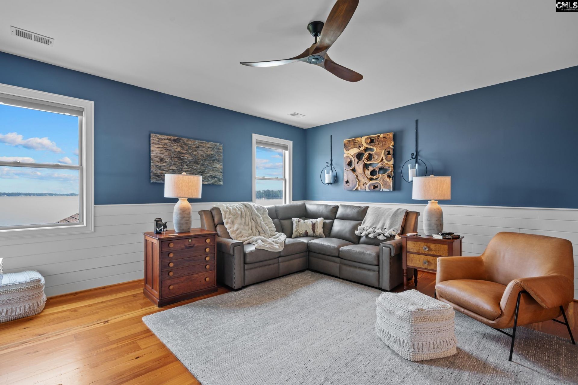 252 Waters Edge Drive  Photo 44