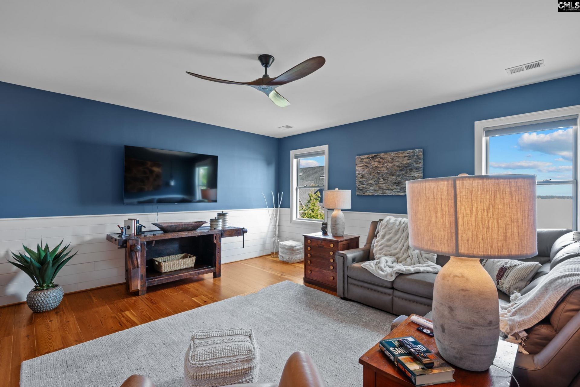 252 Waters Edge Drive  Photo 45