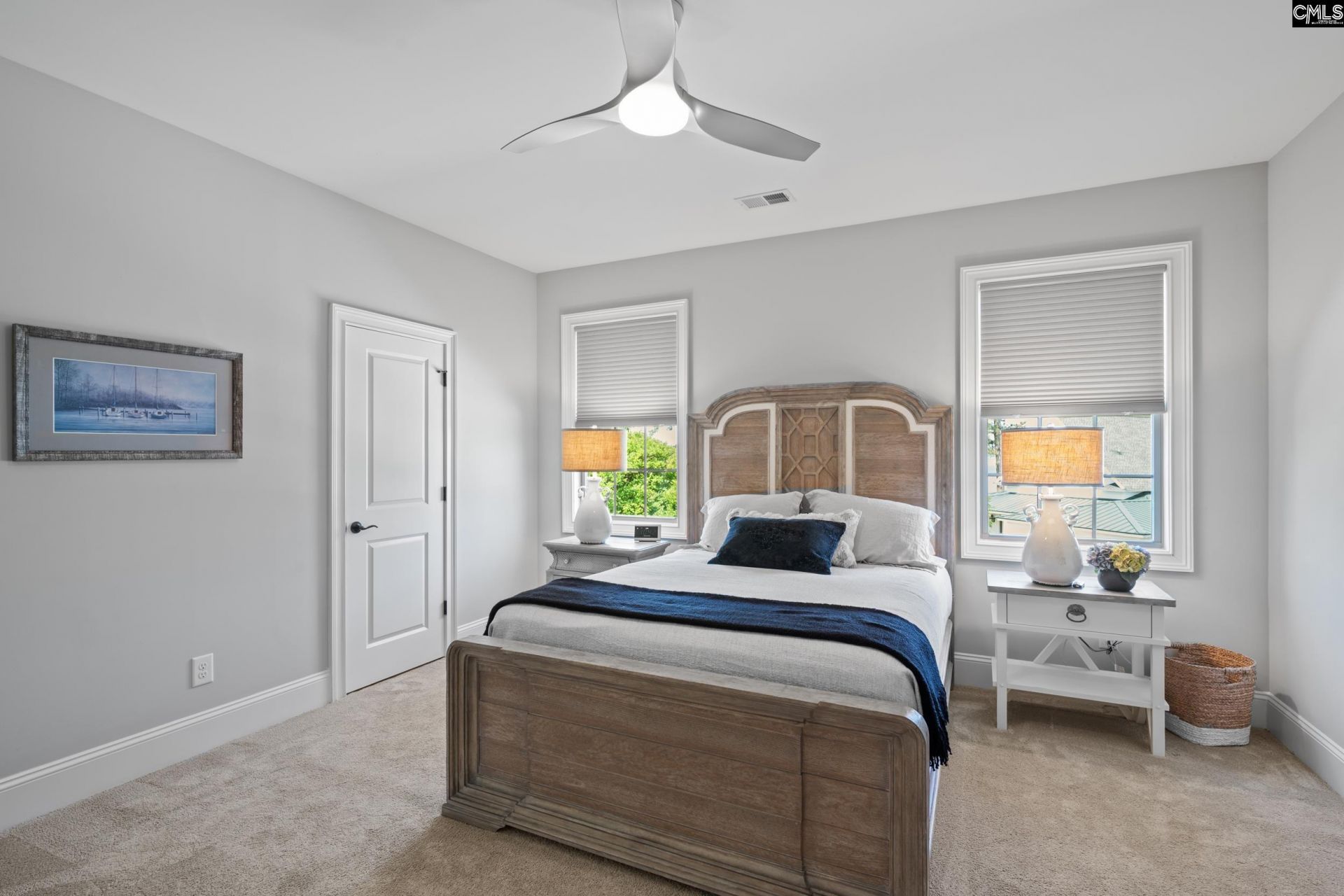 252 Waters Edge Drive  Photo 46