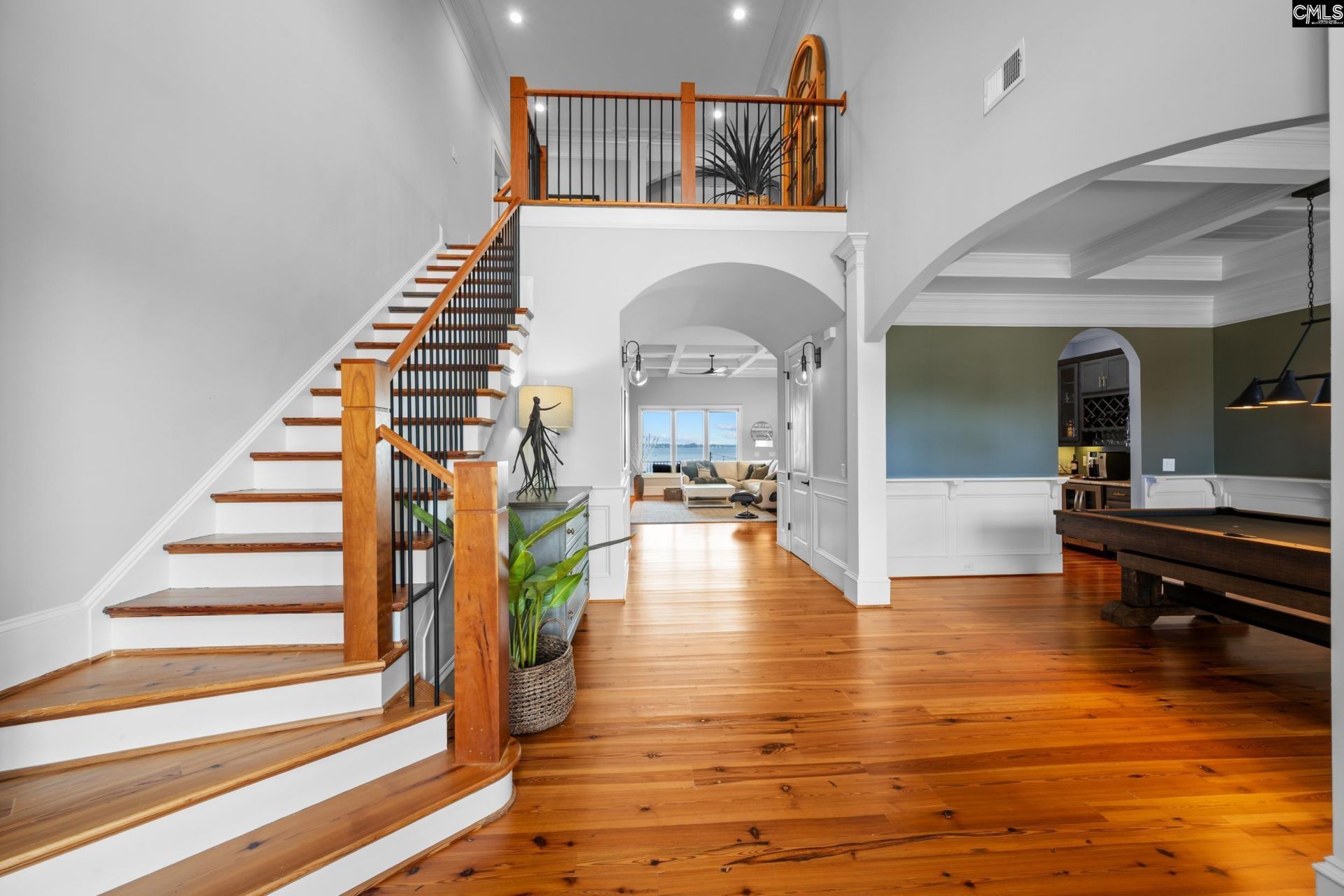 252 Waters Edge Drive  Photo 5